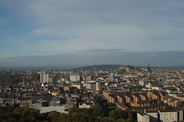 TER Edinburgh Castle to right from Arthur's Seat