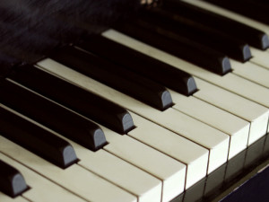 piano keyboard