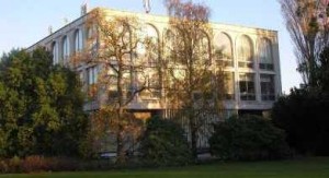 Present_herbarium_building_2